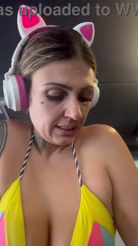 Sweaty workout leads to gape and salty orgasm by Copacabana porn video